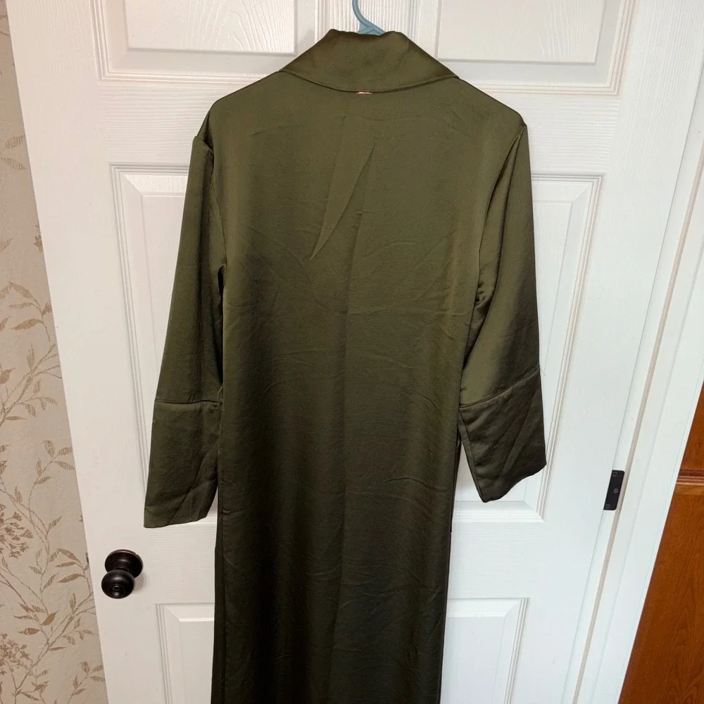 Victorias Secret Olive Green Satin Long Robe Shawl Collar XS S Loungewear